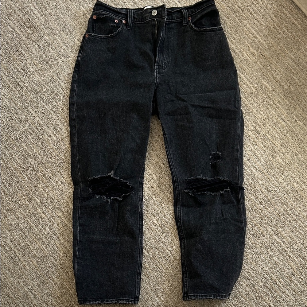 Abercrombie & Fitch The Ankle Straight Ultra High Rise Ankle Straight Jeans